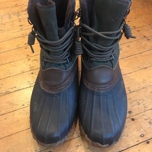 JBU rain boots (Women’s 8)